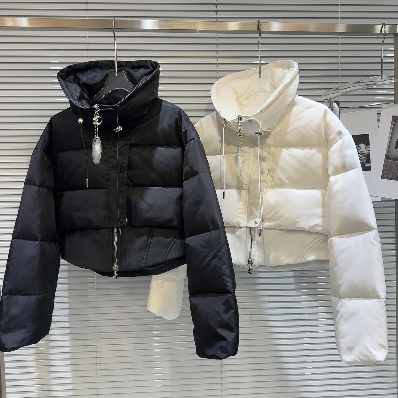 

Street Style High Collar down Jacket Warmth Fishbone Drawstring Opening Spicy Girl Coat New Winter 2026 Women's Outerwear