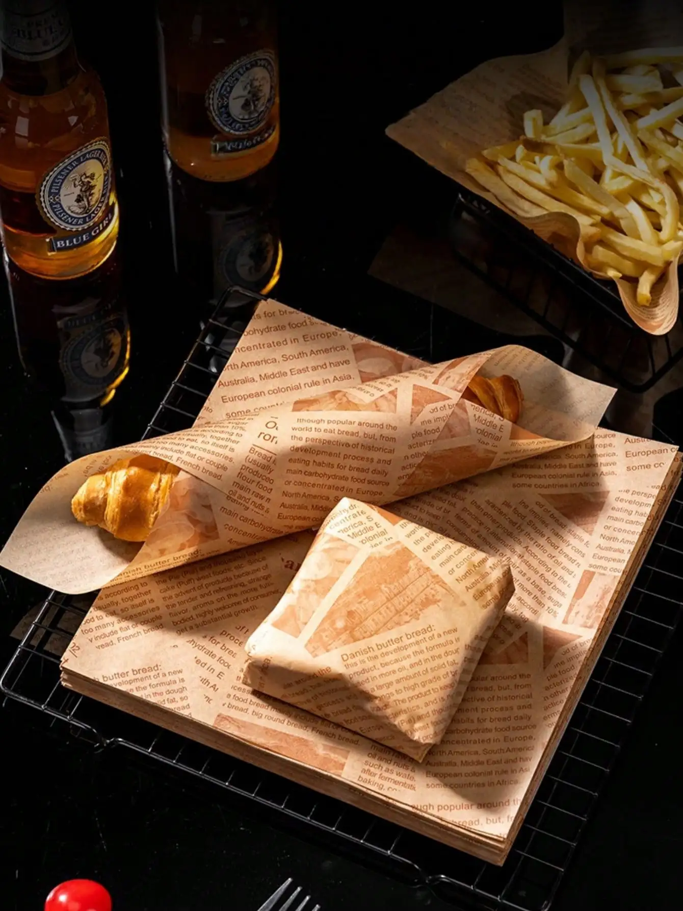 300pcs Oil-Resistant Paper, Newspaper Print, Absorbent Paper, For Frying Fries, Hamburgers, Fried Chicken, Kitchen Accessories