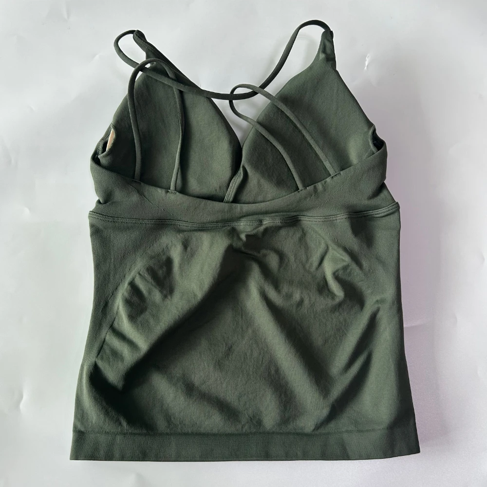 Twist-Front-Longline-Top, rückenfreies Sport-Tanktop für Damen, gepolsterte Yoga-Weste, Workout-Fitness-Top, hochelastisch, schnelltrocknend, für Laufen und Fitness. – Detail 10