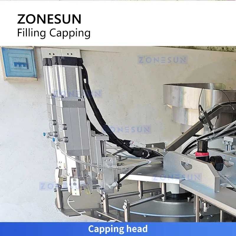 ZONESUN ZS-ZLFC2 Machine de remplissage et de capsulage de pochette de bec remplisseur et capsuleuse rotatifs pour l'emballage de pochette debout