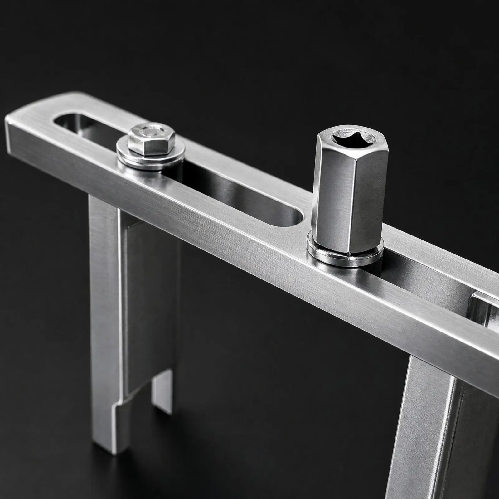 Heavy Duty Fuel Tank Cap Wrench Adjustable Claw Positions 23-190mm Chrome Vanadium for Workshop Use