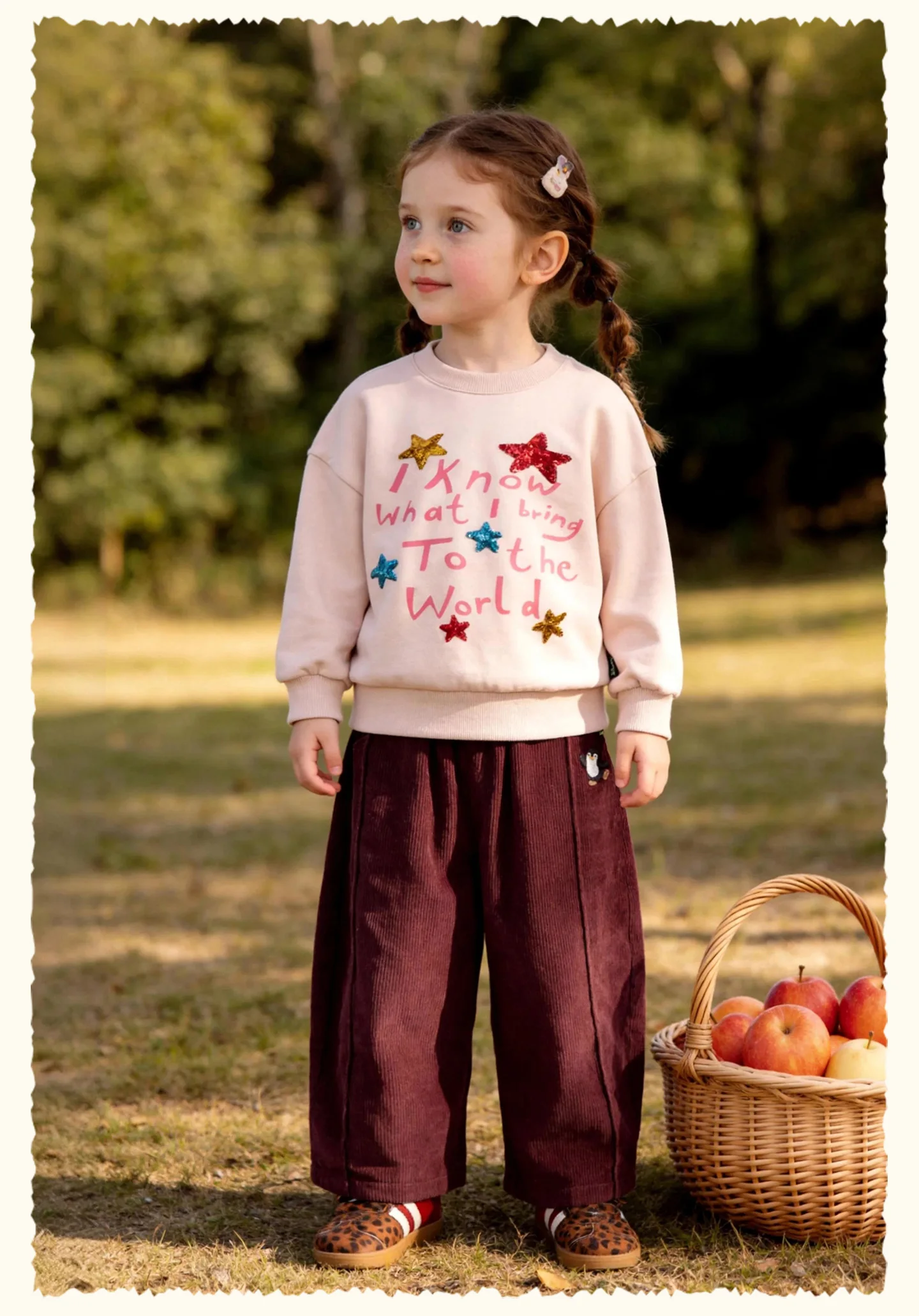 Amila 2026 Herbst Neue Kinder-Freizeithose mit seitlicher Pinguin-Verzierung Vintage Niedliche Atmosphäre Vielseitige Hose – Detail 20