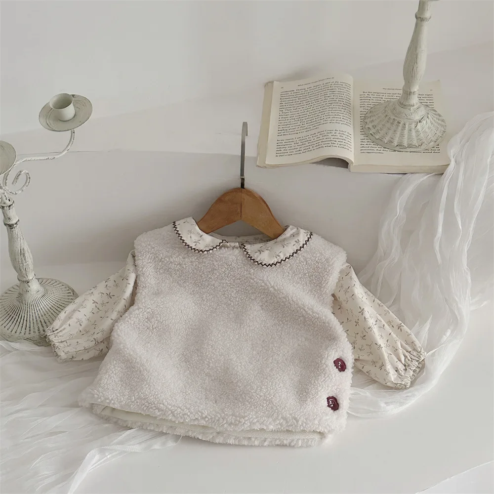 2025 Chaleco de moda de invierno para bebés, chaquetas sin mangas de lana para niñas, chalecos cálidos para niños pequeños, abrigos gruesos para niños, chalecos para niños