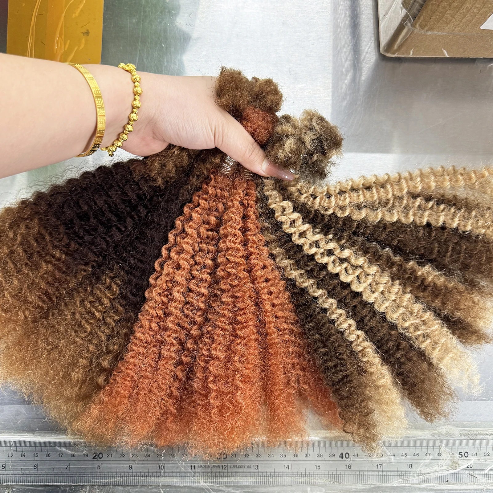 16 Zoll Afro Kinky Curly Echthaar-Bulk für Dreadlocks, Afro Kinky Bulk Echthaar zum Flechten, 30g/Packung, Färbbar – Detail 4