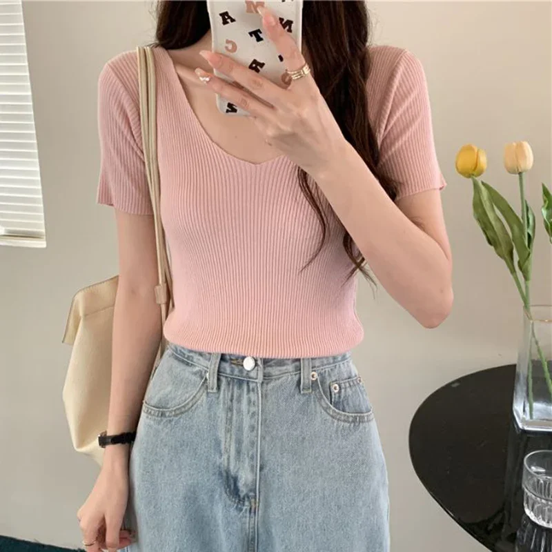 الصيف الإناث الحرير الجليد الخامس الرقبة محبوك تي شيرت الفتيات موضة قصيرة الأكمام البلوز القمم المرأة شيك الكورية رقيقة الملابس