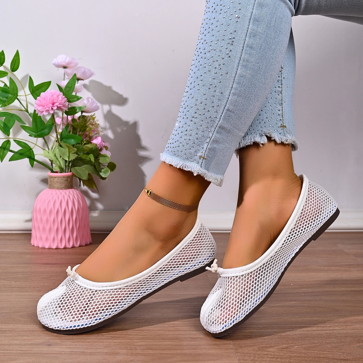 Summer Women's Mesh Hollow Breathable Split-toe Ballet Flats 2026 New Solid Color Slip-on Casual Soft-soled Comfortable Flats
