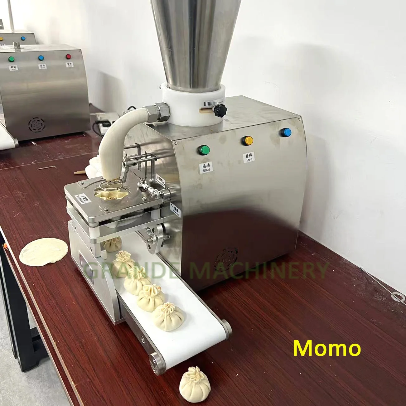 110V/220V Semi Automatic Multiple Use Small Dumpling Siomai Momo Wonton Jiaozi Baozi Making Machine All In One