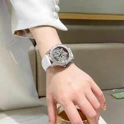 Skeleton Watch for Women Luxury Lady Quartz Wristwatch Snowflake Rhinestone Spinning Diamond Face Leather Band Montre Femme