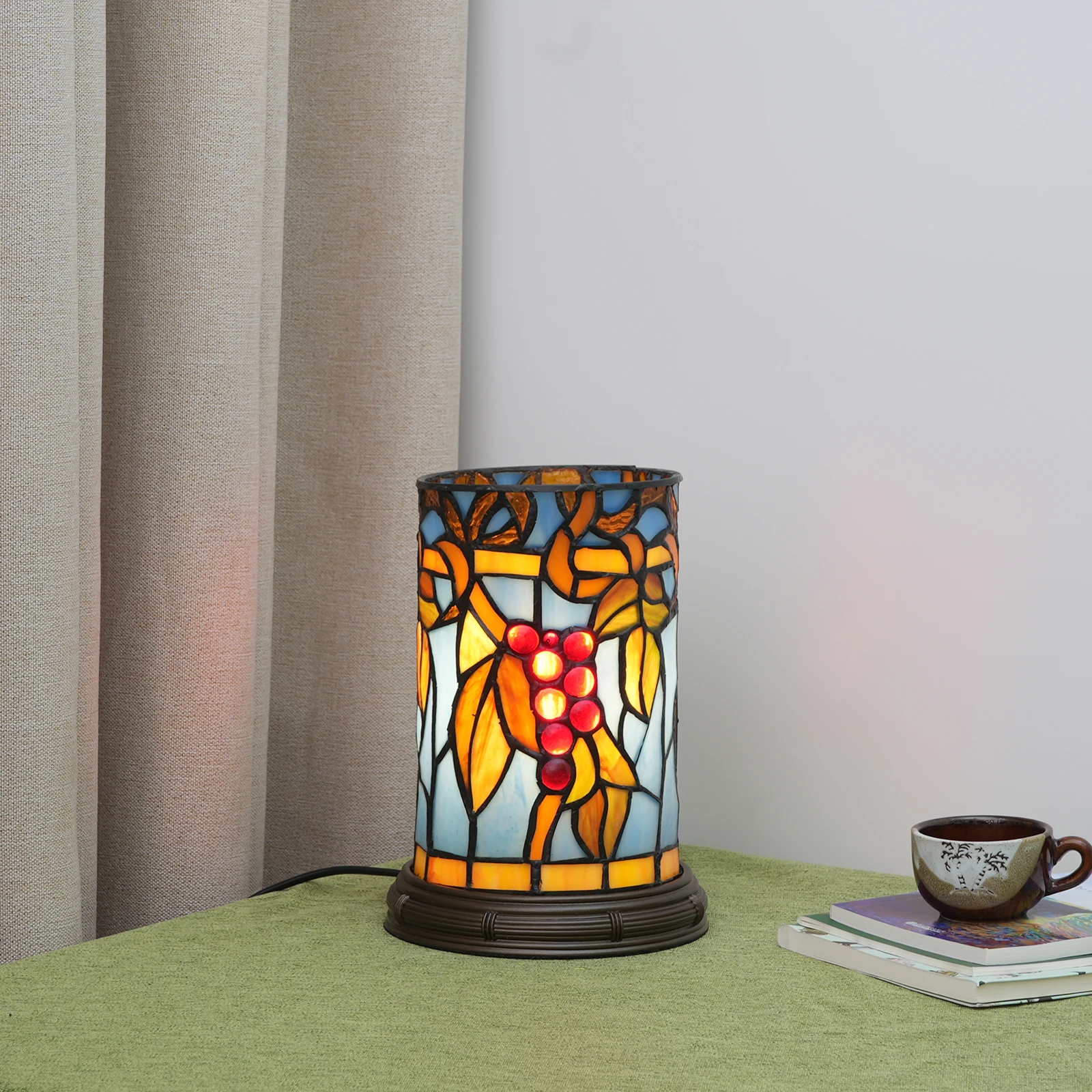 

Tiffany Style Table Lamp for Bedroom grape berry Stained Glass Nightstand Bedside Night Lamp Party Light Hand-Made Art Gifts