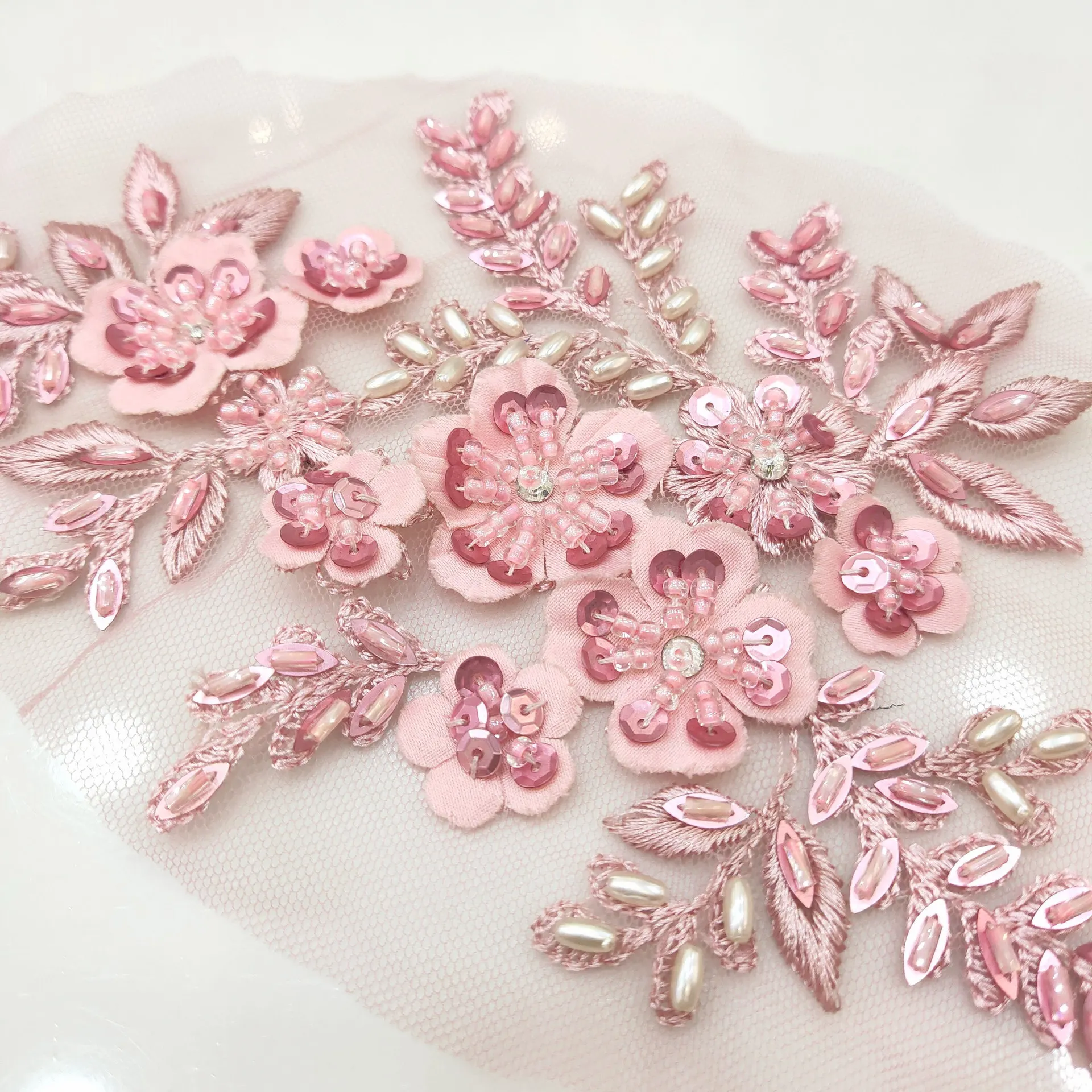 1Pair Hand-sewn beaded flowers DIY spot beaded embroidery lace applique clothing cloth patch