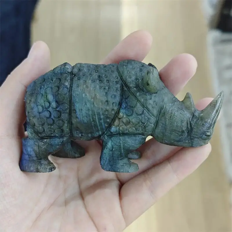 Natural Labradorite Rhino Carving Healing Fengshui Beautiful Folk Craft Crystal Carving For Gift 1pcs