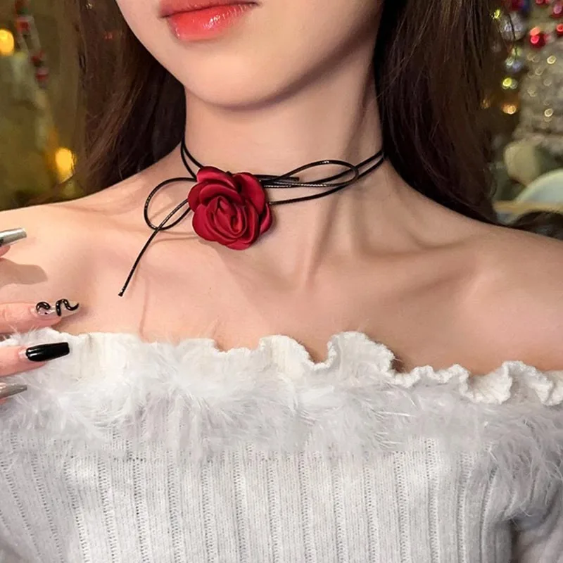 Vintage Satin Flower Choker Necklace for Women Elegant Black Cord Bow Tie Versatile Clavicle Chain Neck Decoration Y2K Jewelry