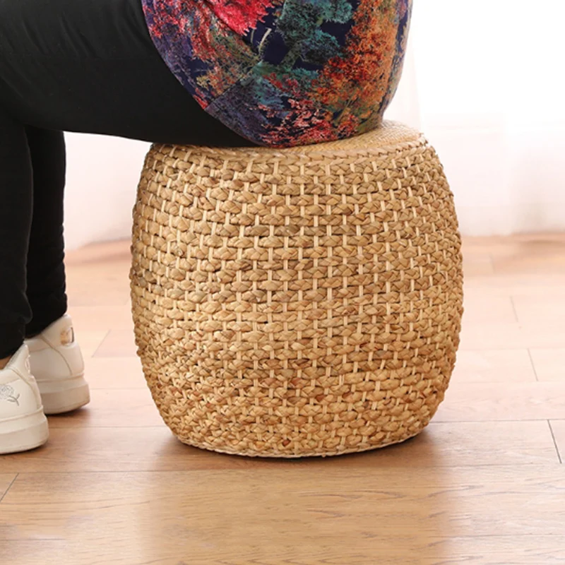 Round Woven Stool Multifunctional Low Ottomans Creative Retro Shoe Changing Stool Portable Durable Small Furniture for Home