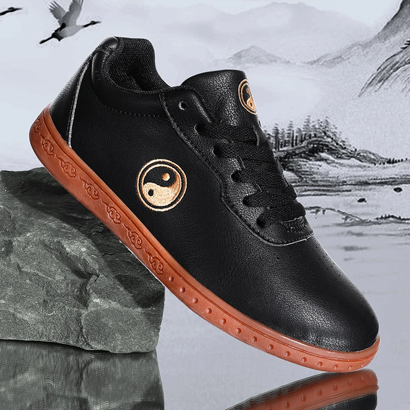 

2023 New Women Tai Chi Shoes Chinese Tradition Martial Arts Shoes Comfortable Soft Outdoor Sneakers Women Wushu Training Shoes