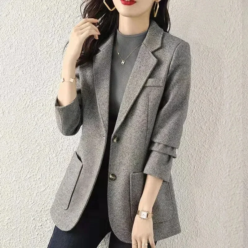 

Высококачественный серый пиджак женский на весну и осень 2024 Новый корейский Повседневный темпераментный популярный маленький Блейзер Пальто