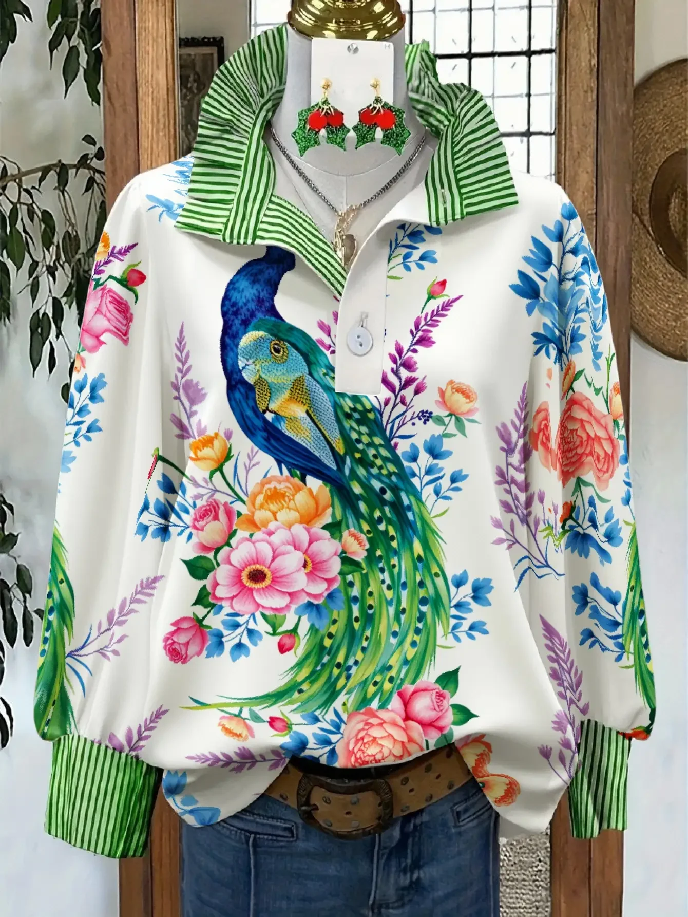 

Women's striped casual fashion shirt with multi-color striped collar , Elegant necktie ruffles and foam sleeves