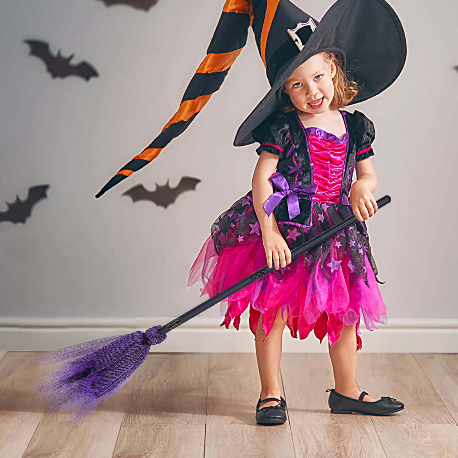 Рисунок 4 - метла ведьмы, светящийся аксессуар на Хэллоуин