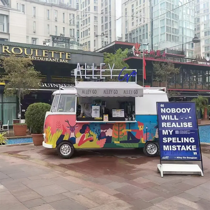 Custom Retro Street Mobile Trailer Food Truck New Aluminum Van for Ice Cream Snack Coffee BBQ Hotdog Candy Fast Food Customized