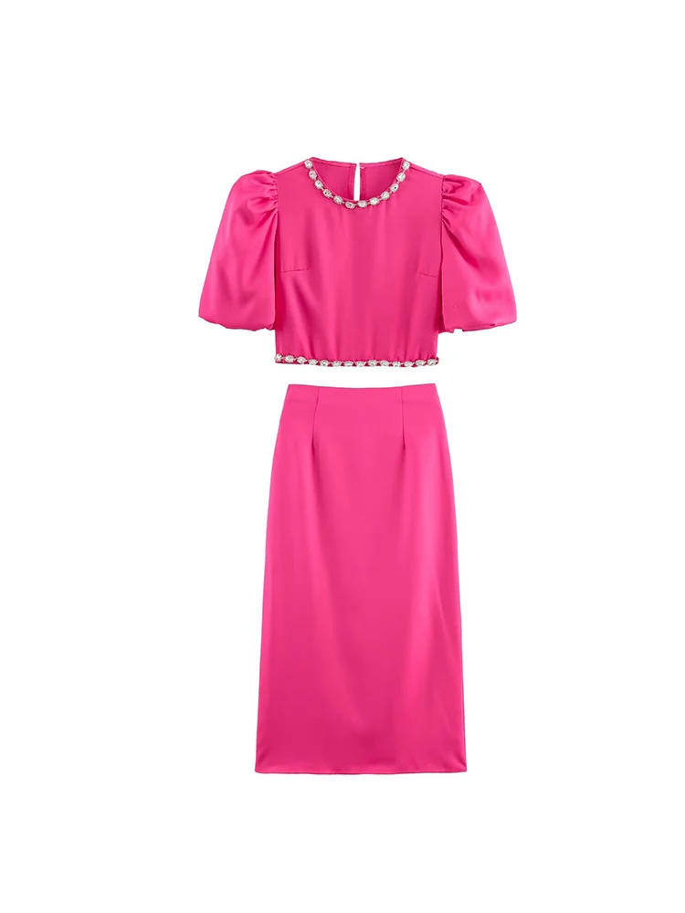 New European-style women's fashion set: stylish and versatile top and skirt set with elegant rhinestone embellishments.