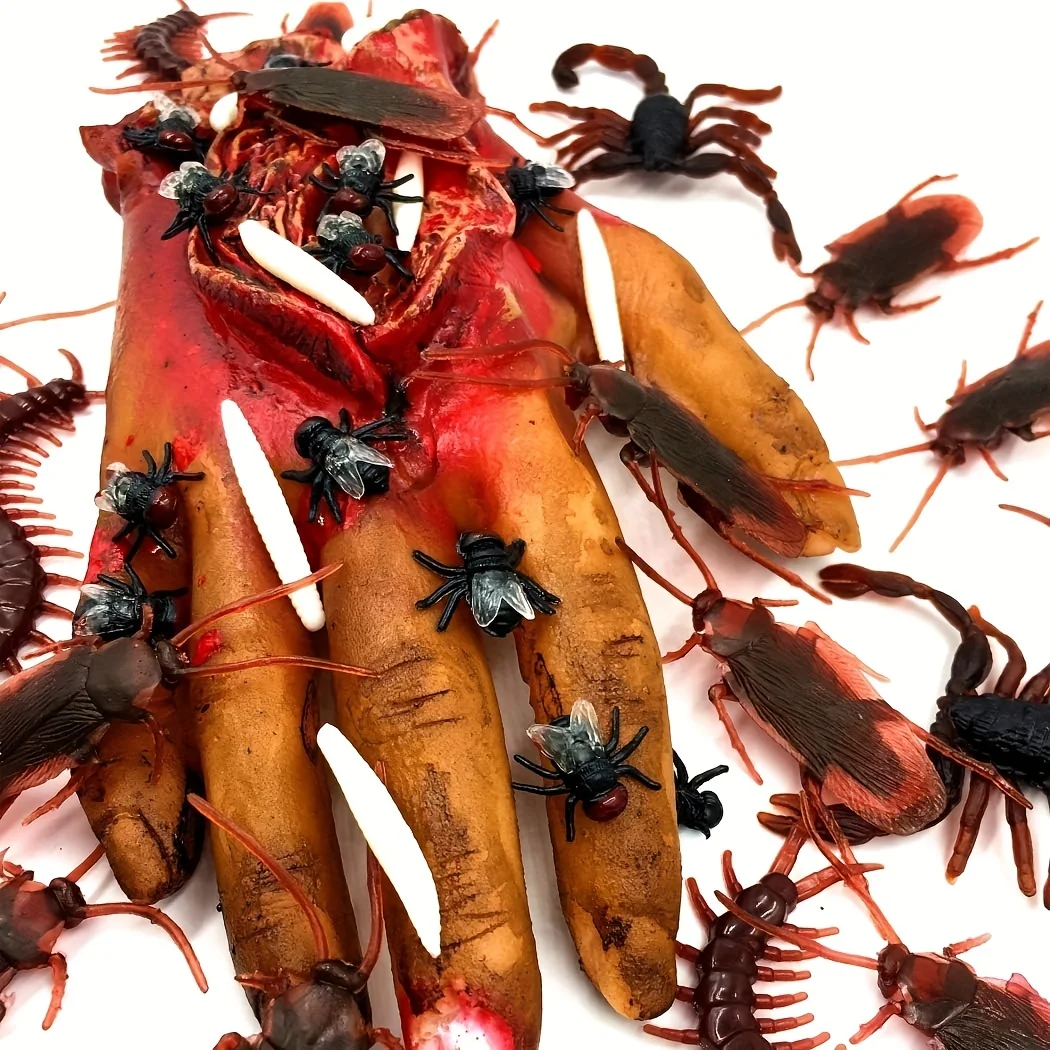 50pcs Realistic Bugs Toy Fake Cockroach Prank