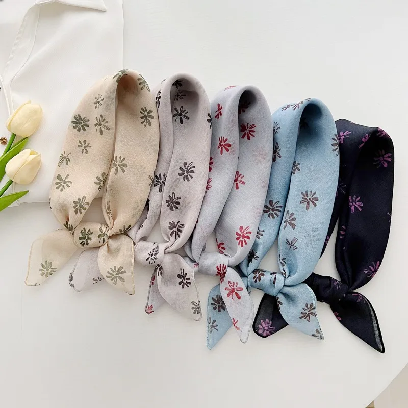 

New Floral Print Cotton-Linen Square Scarf Artistic Style Women's Headscarf Scarf with Detachable Collar