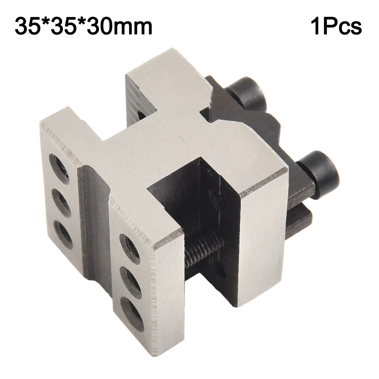 

Engineered V Blocks with Clamps Perfectly Suitable for General Purpose Inspection of Mechanical Parts at Right Angles