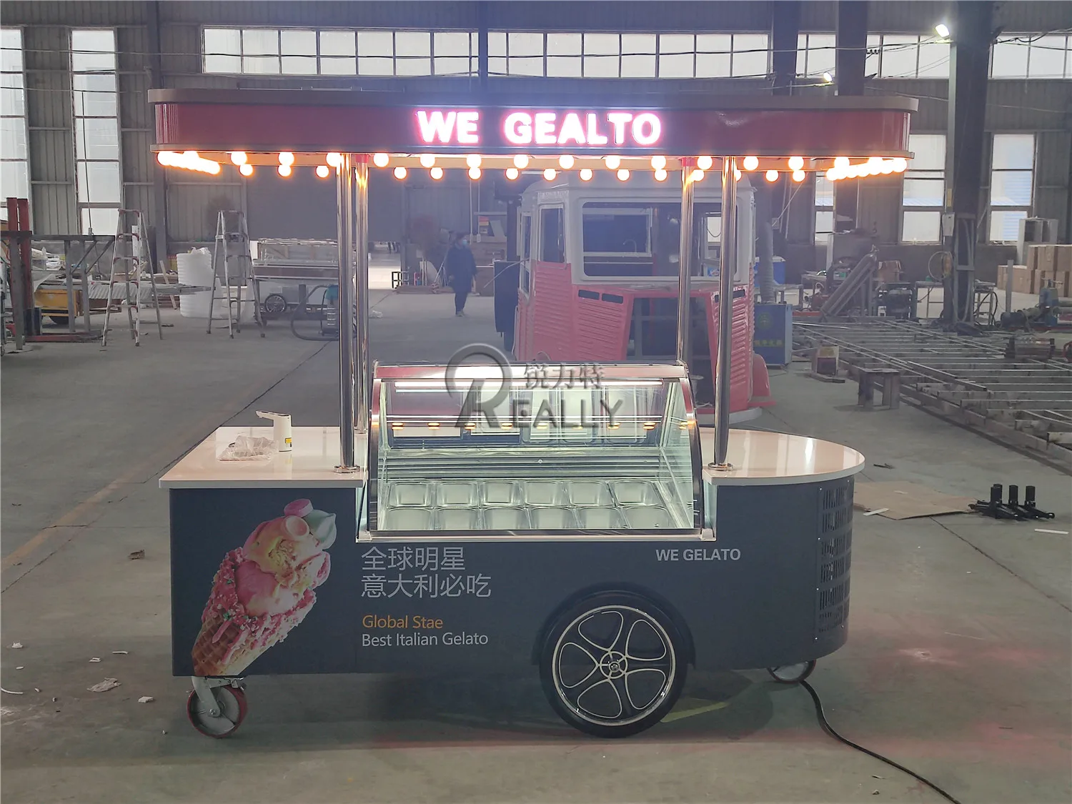 2023 أنابيل للتخصيص الآيس كريم مقطورة المجمدة عرض خزانة عربة سميكة قطع الزبادي خزانة التجارية