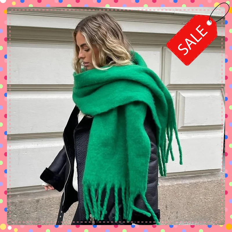 Rainbow-colored checkered fashion design, thickened and warm fringed square cashmere shawl, versatile women's scarf