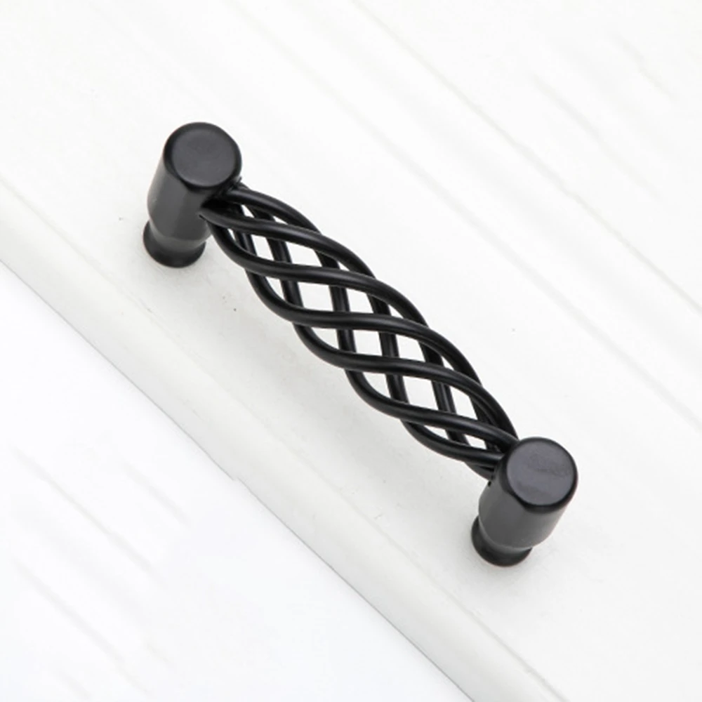 

Antique Bronze Black Handle Pull Wardrobe Cupboard With Screws Drawer Knobs Cabinet Pullers Door Knob Furniture Handles