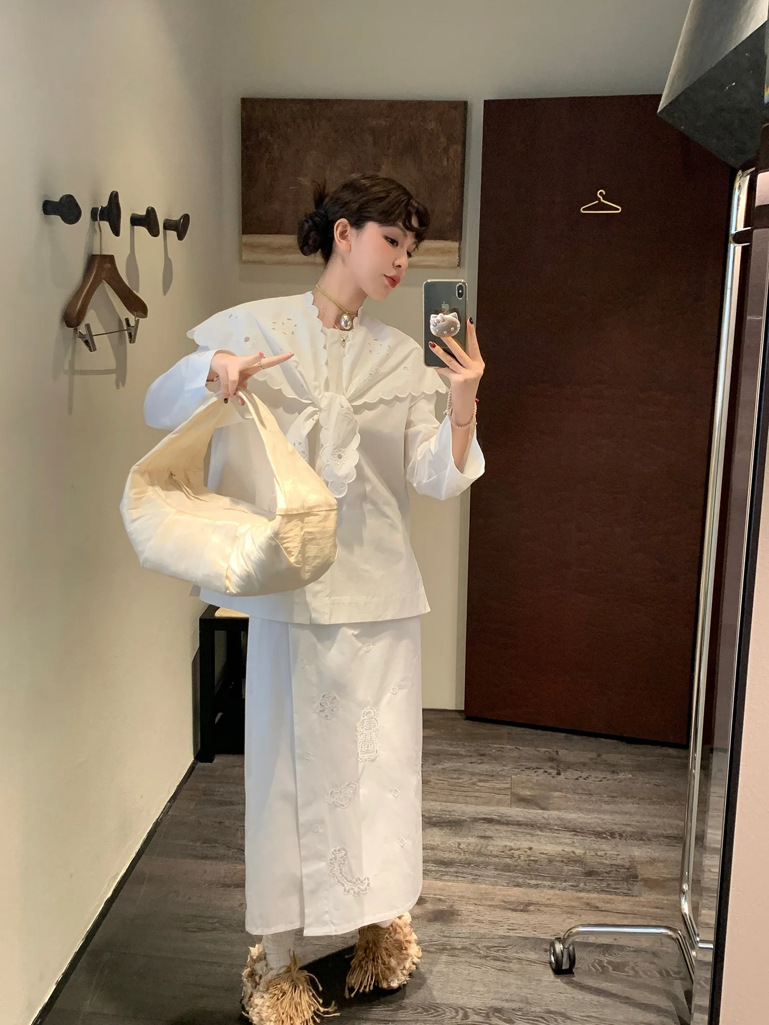 

Le Rouge Wooden Tone Heavy Embroidery Hollow out White oulder irt f Skirt Tee Piece Set Women's Retro Commute Cotton...