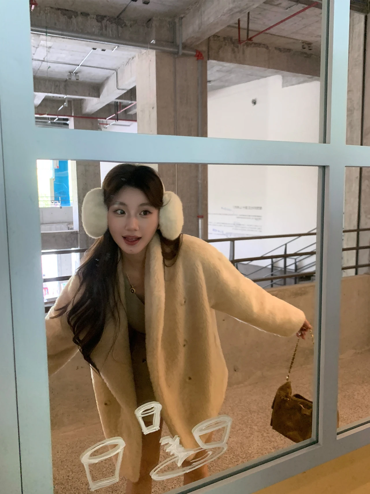 

Женское пальто Ele Simple из австралийской шерсти с воротником из меха ягненка, осенне-зимнее, с длинными рукавами, на двойной пуговице, средней длины