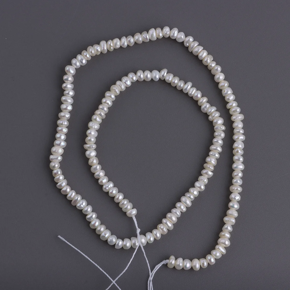 

Экономичные маленькие плоские бусины диаметром 3–3,5 мм, натуральные бусины без косточек для укладки в пресной воде, аксессуары для ювелирных изделий своими руками