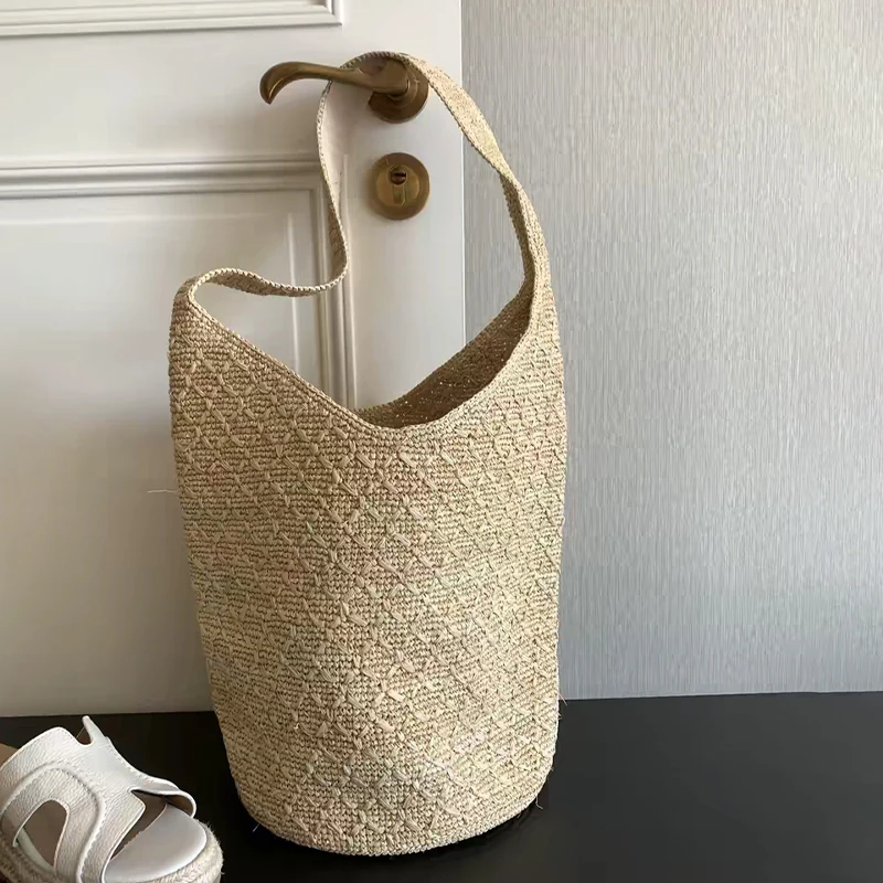 Handwoven Raffia Bucket Bag Casual Bohemian Straw Shoulder Tote Large Capacity Beach Vacation Bag Women Retro Style Woven Purse