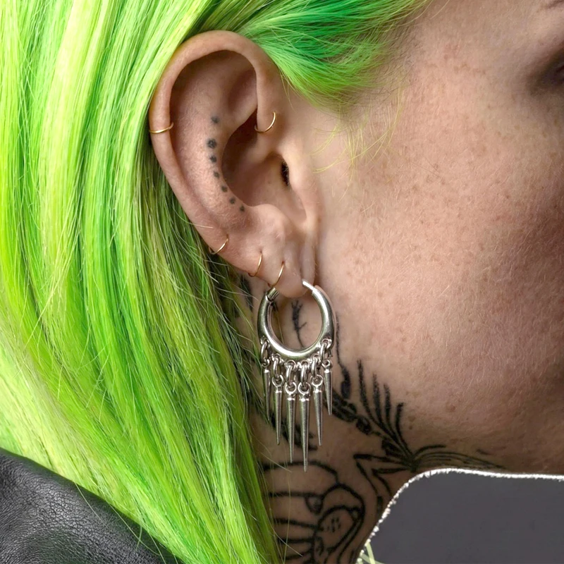 Punk Mode Edelstahl Nieten-Ohrringe Damen Hosen-Accessoires E-Girls Grunge Rock Coole Goth Ohrringe Schmuck