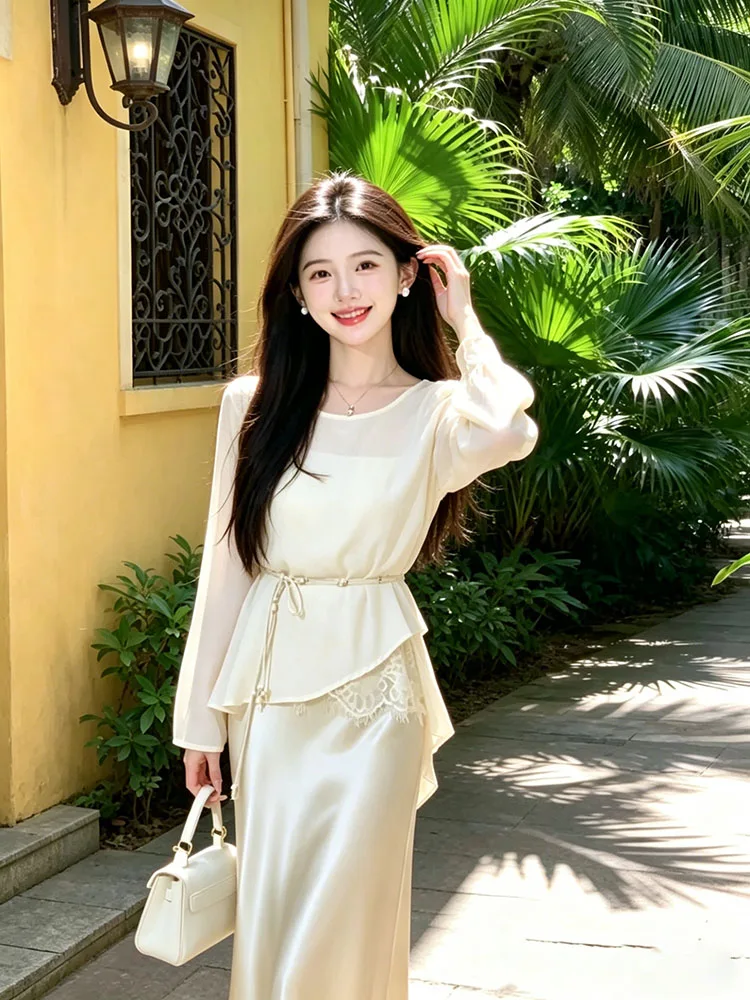 

Fashionable Two-Piece Set Light Beige Sunshade Cover up Top Midi Skirt Ensemble Summer 2026 Women's Mid-Sleeve round Neck Shirt