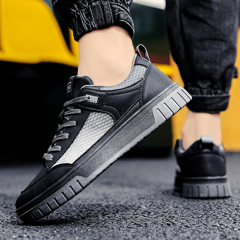 

2026 Chunky Sneakers Autumn Fashion Low Top Lace Up Running Shoes Comfortable Flat Casual Walking Shoes Tenis Masculino