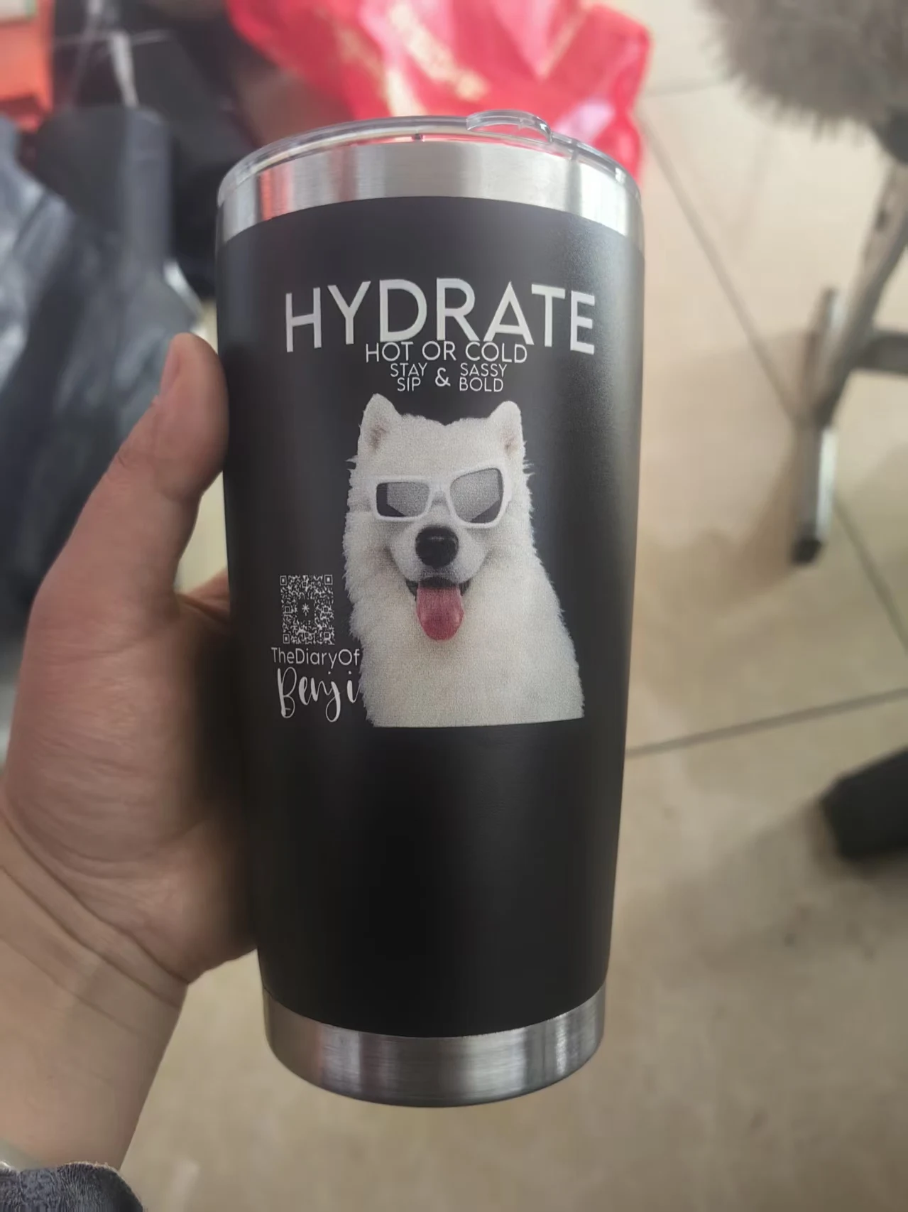 Benutzerdefiniertes Bild, pulverbeschichteter doppelwandiger Reisebecher, isolierter Kaffeebecher, 20 oz, vakuumisolierter Becher aus Edelstahl