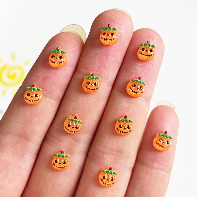 100 pieces of resin cute mini cartoon Halloween pumpkin head nail art DIY scrapbook decoration jewelry making accessories A136