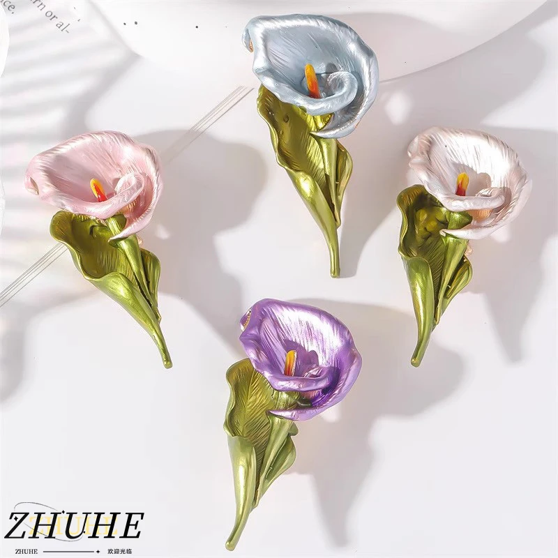 

Women's Jewelry Accessories Vintage Style Calla Lily Brooch Romantic Floral Pin for Female Retro Fashion Lover