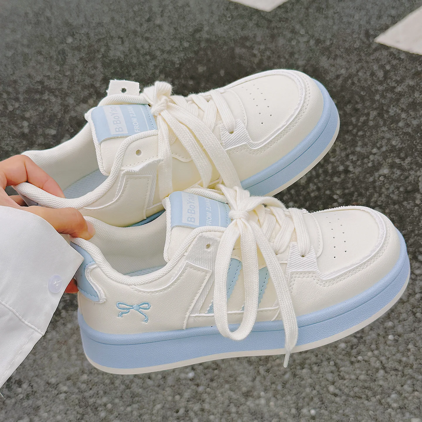 Board shoes 2026 new versatile small fresh dopamine design niche casual white shoes for women