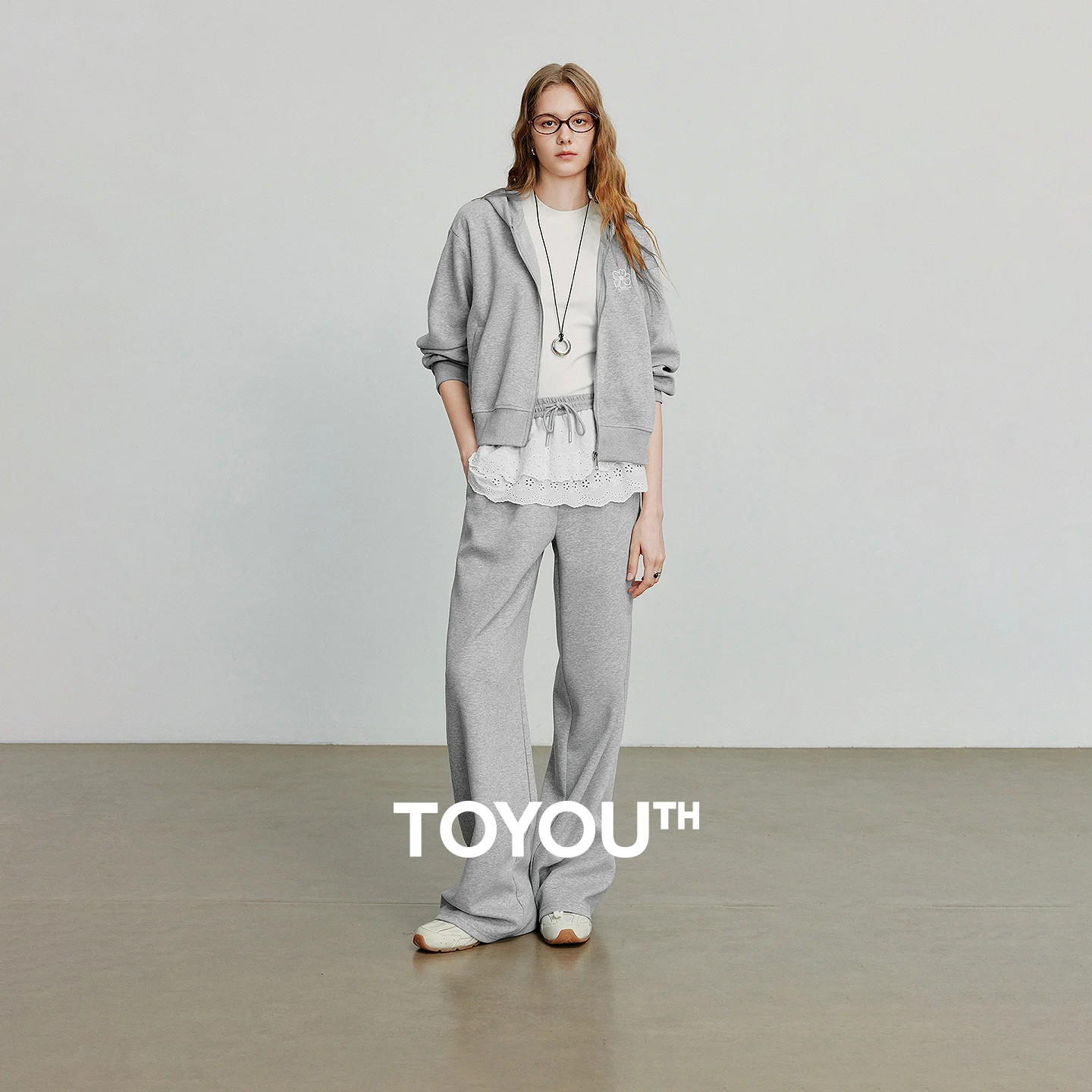 

TOYOUTH Women Two Piece Set 2025 Autumn New Lace Patchwork Hooded Sweatshirt With Straight Cotton Casual Pants Sports Suits
