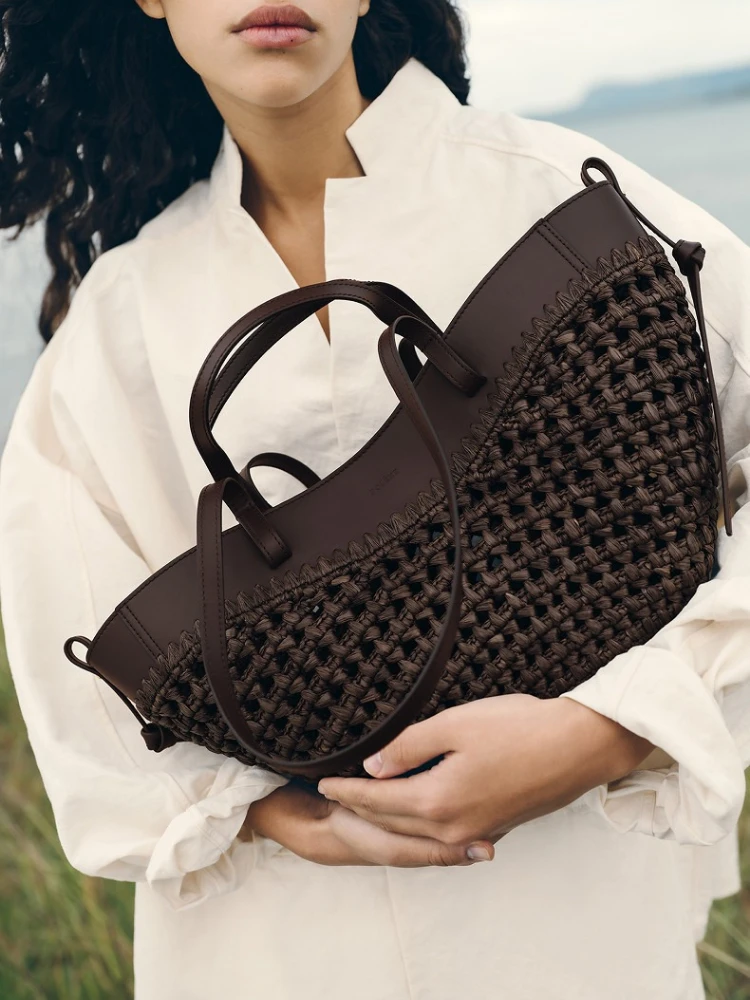 Popular Ladies Messenger Bag New handheld woven bag trendy casual simple large capacity beach bag straw shoulder bag
