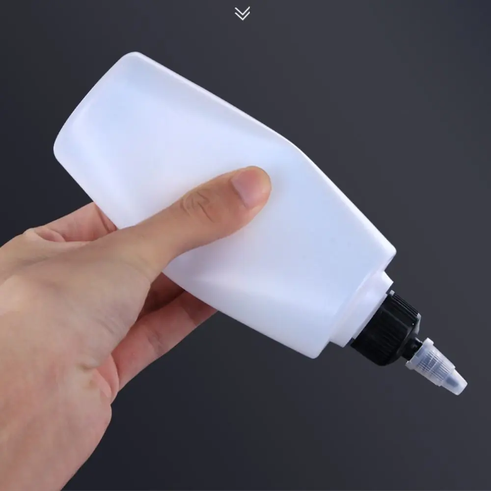 Camping BBQ With Twist Top Caps Oil Bottle Condiment Container Outdoor Condiment Bottles Dispensing Oil Bottle