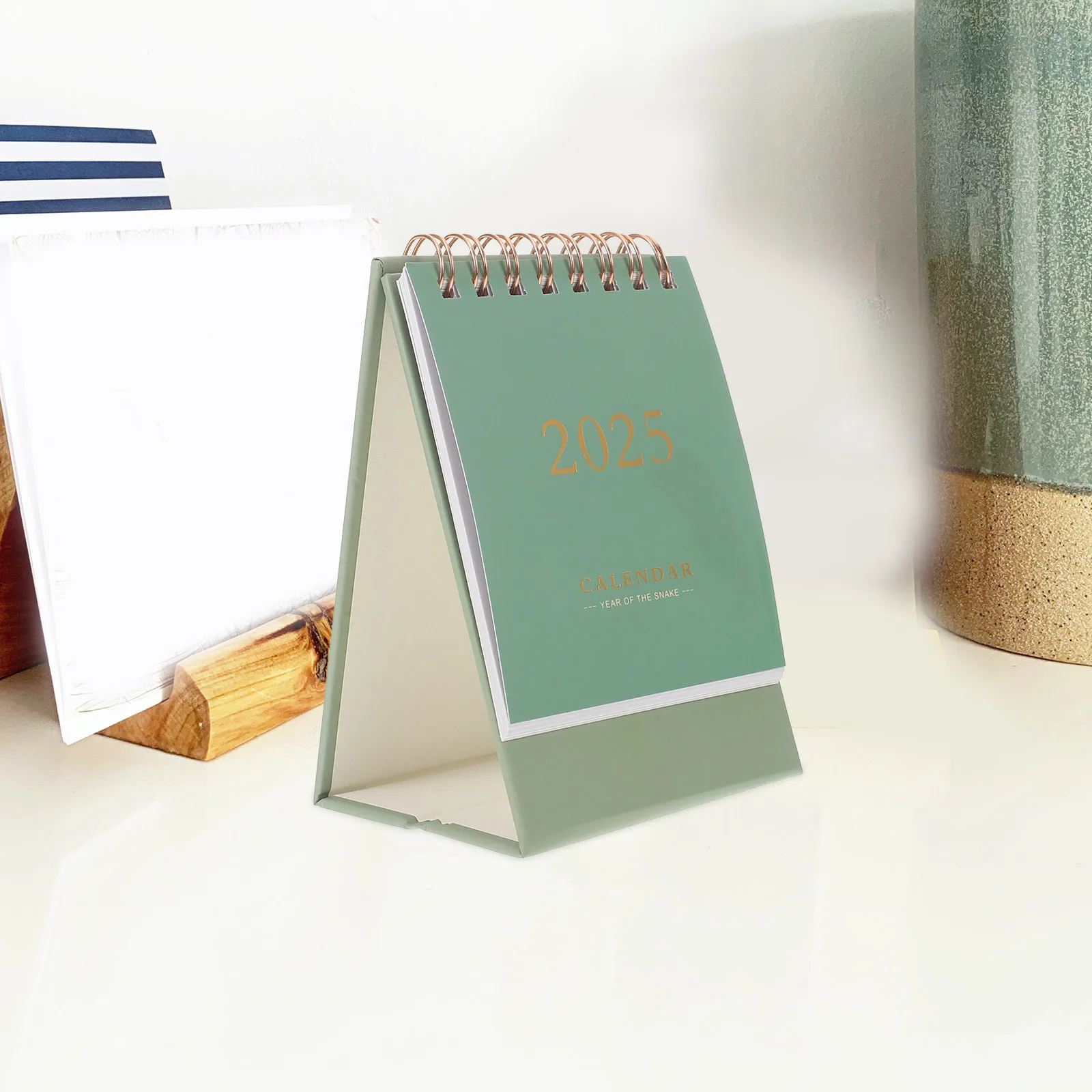 أجندة مكتبية صغيرة 2024-2025 دوامة ملزمة تقويم مكتبي الدائمة تصميم اليومية الشهرية مخطط مكتب ديكور المنزل #3