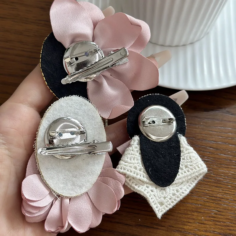 Koreanische Strass Perle Abzeichen Broschen für Frauen Rosa Stoff Bogen Revers Pin Mode Schal Taste Brosche Zubehör für Rucksäcke – Detail 5