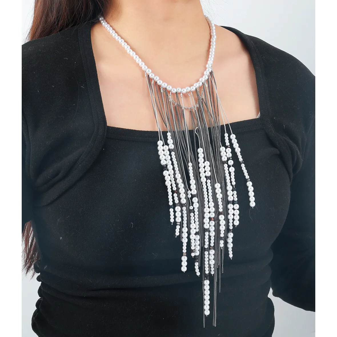 

Exaggerated Faux Pearl Tassel Waterfall Necklace Handmade Long Beaded Fringe Collar Chain Fashion Women Jewelry