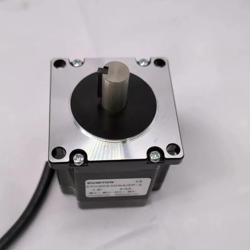 Motore passo-passo NEMA 23 Lunghezza corpo CNC a 4 conduttori 56mm 1,8 gradi 1,2 Nm Motore 3A Albero singolo 11mm Con chiavetta Motore kit CNC CE Rohs