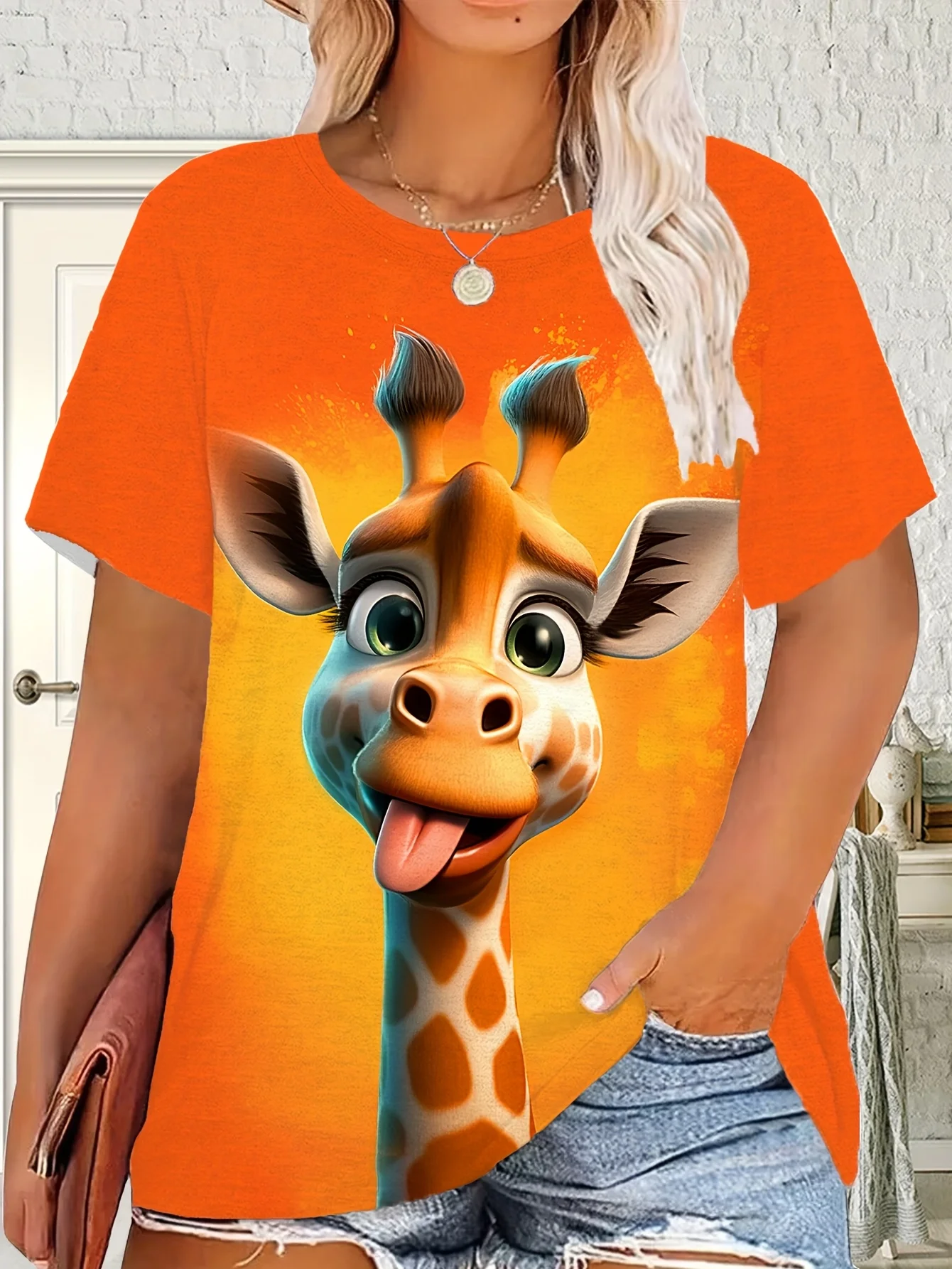 Women Crew Neck Short Sleeve T‑shirt Funny Cartoon Giraffe Face Print Orange Gradient Summer Casual Top
