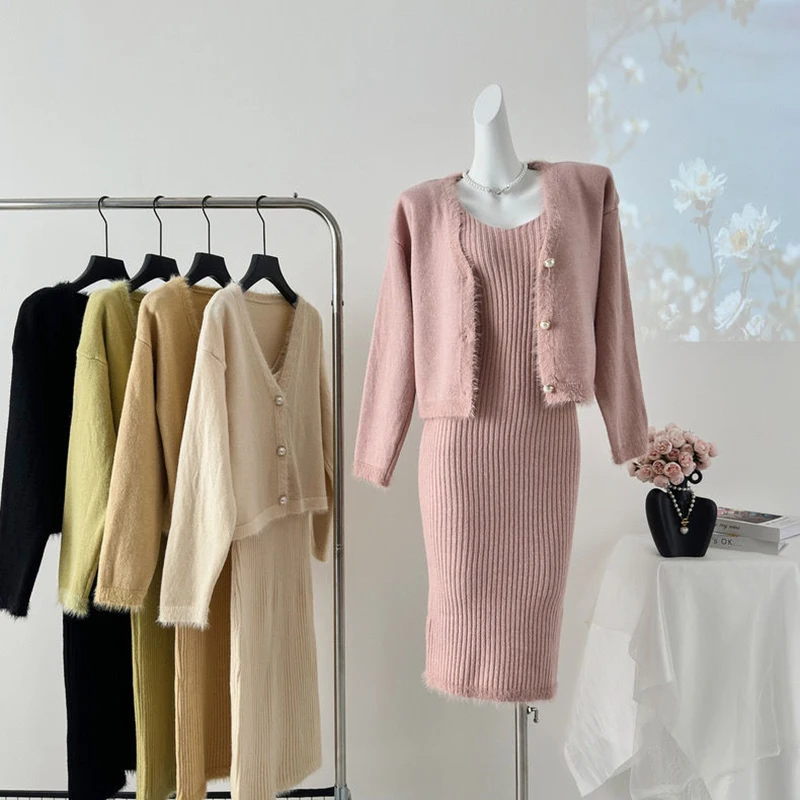 

Осень-зима 2024, новое высококачественное утягивающее платье-жилет средней длины + пальто-кардиган, толстый вязаный комплект из двух предметов для женщин