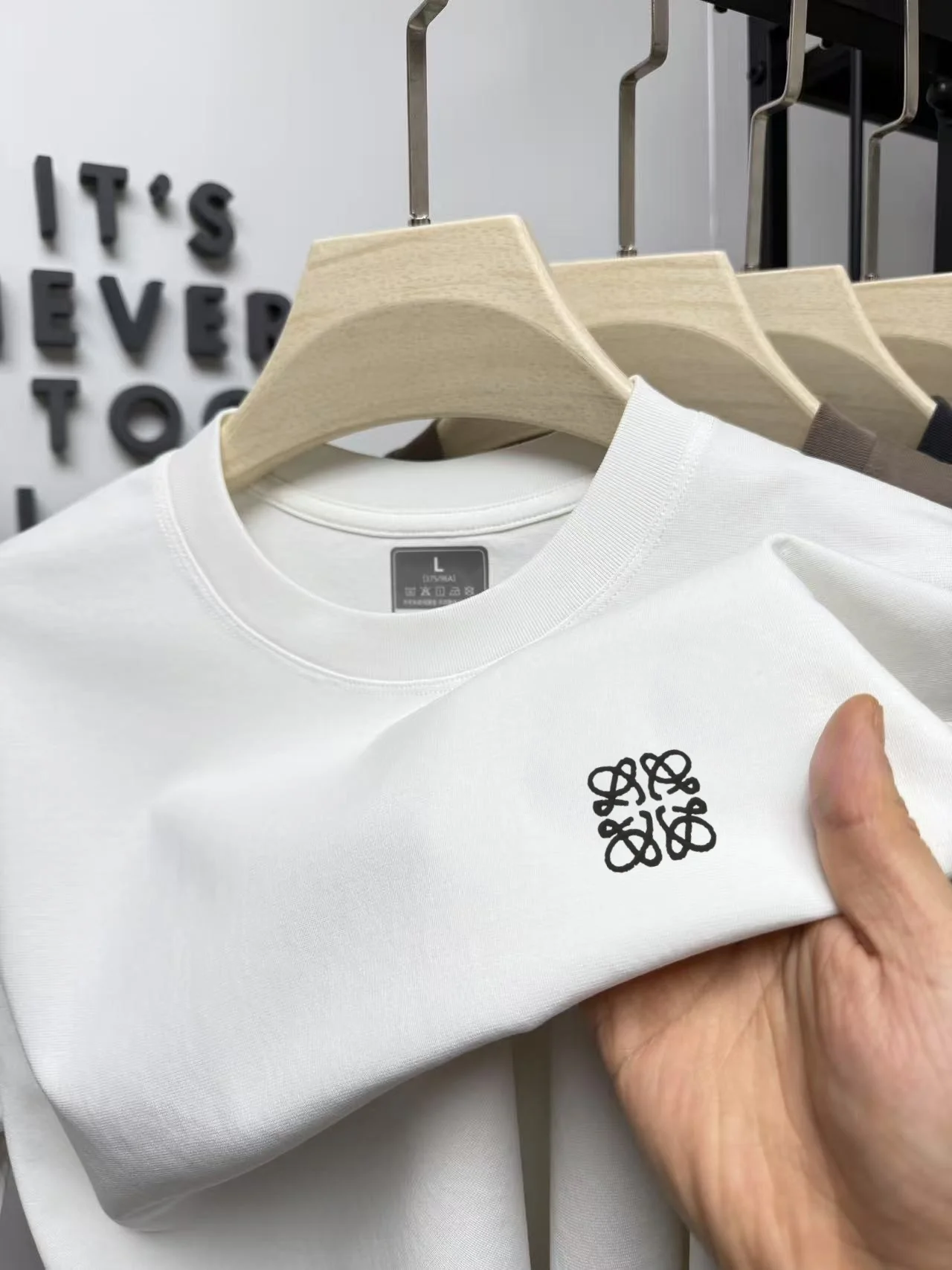 Camiseta de manga corta de verano de alta calidad para hombre, diseño original exquisito, top bordado, moda y comodidad, informal, superventas
